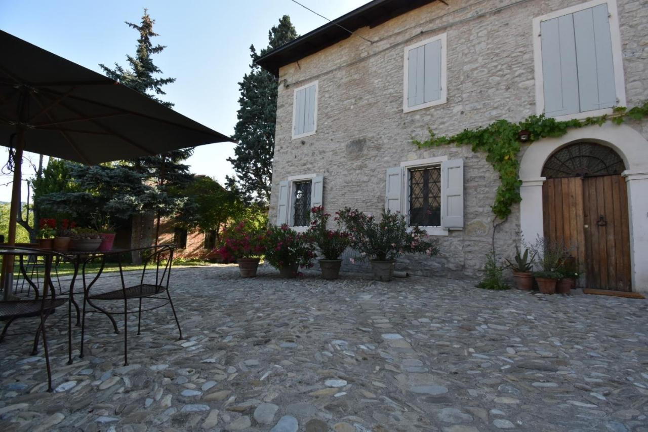 Locanda Sottolaluna Viano Luaran gambar