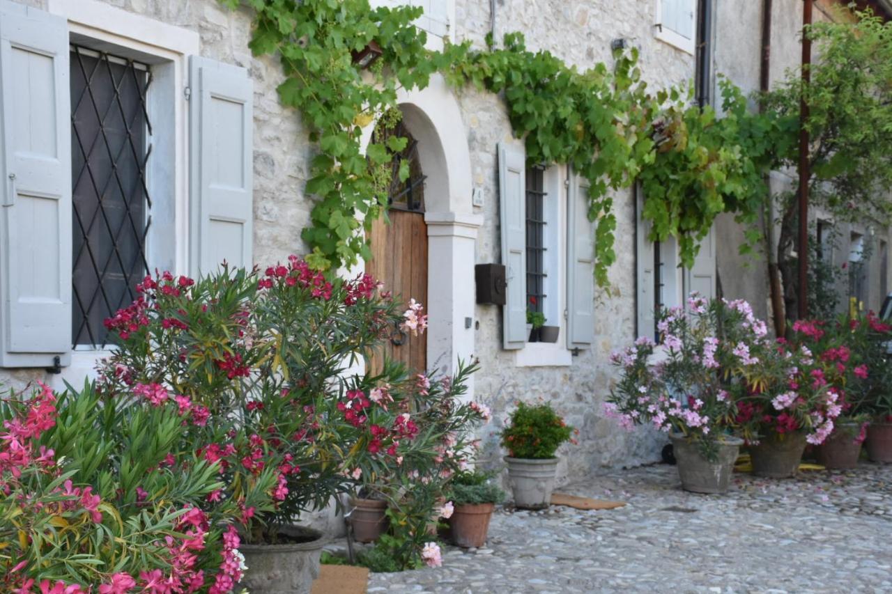 Locanda Sottolaluna Viano Luaran gambar
