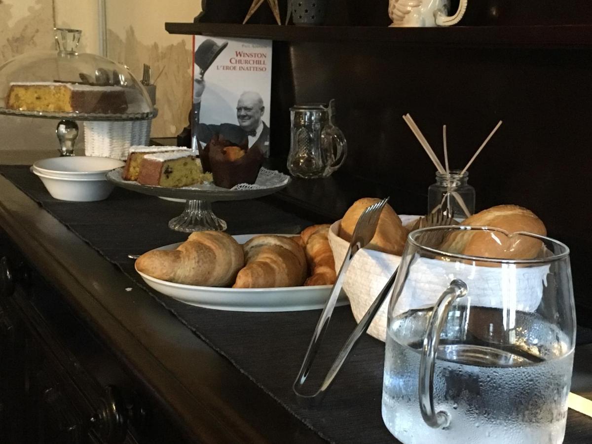 Locanda Sottolaluna Viano Luaran gambar