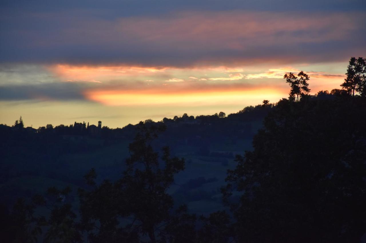Locanda Sottolaluna Viano Luaran gambar
