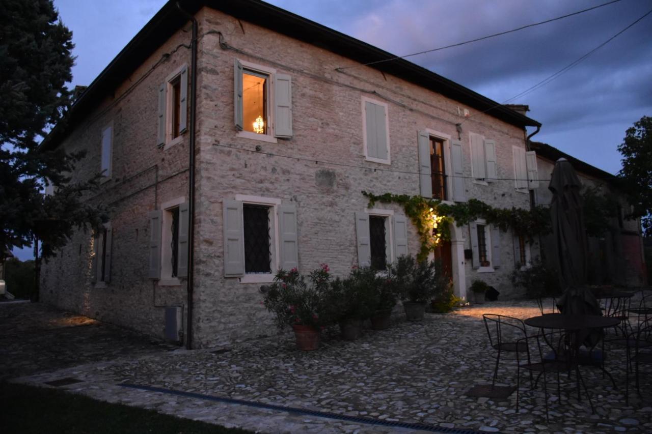 Locanda Sottolaluna Viano Luaran gambar